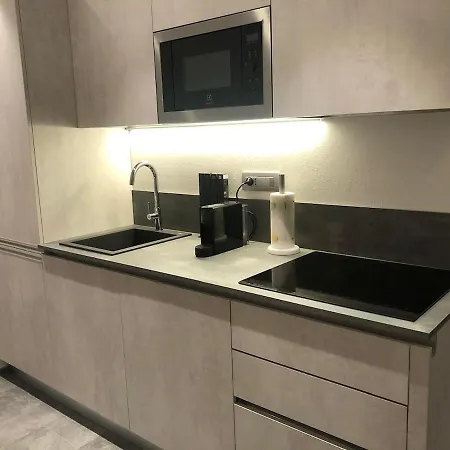 아파트 Maison Josephine *